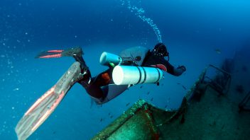 Sidemount