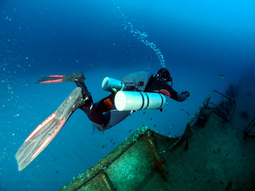 PADI sidemount